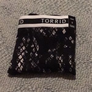 NEVER WORN Snake print panties